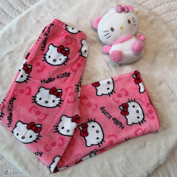 Hello Kitty Patterned Comfy Pajamas